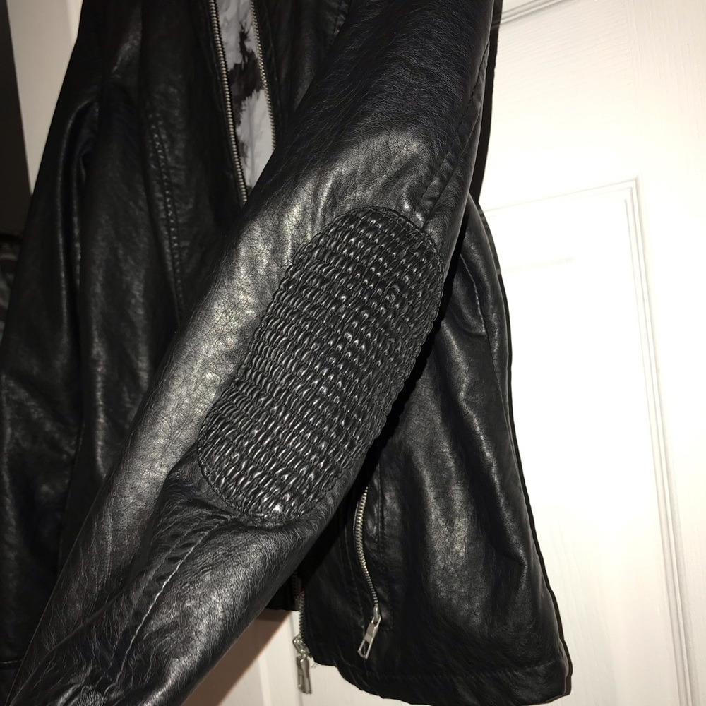 Jacket - Picture 3 of 3